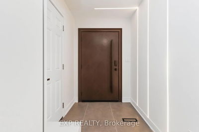 56 Cottsmore Cres, Markham - Milliken Mills West image-0-1