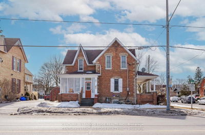 6097 Main St, Whitchurch-Stouffville - Stouffville image-0-2