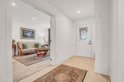 38 Baycroft Lane, Aurora - Aurora Heights image-0-1