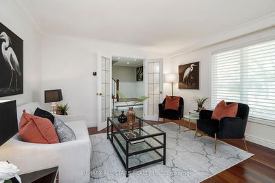15 James Speight Rd, Markham - Sherwood-Amberglen image-0-3