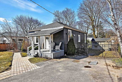727 Lowell Ave, Newmarket - Gorham-College Manor image-0-1
