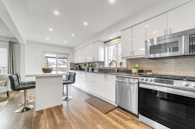 2 Cedarhurst Drive