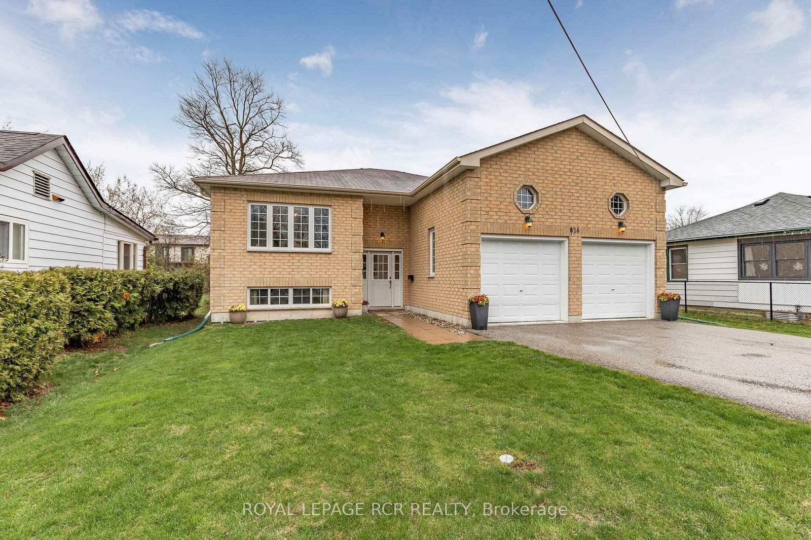 Detached House sold at 835 Norval Road, Georgina, Historic Lakeshore Communities, L4P 3E9 - MLS: N12133638
