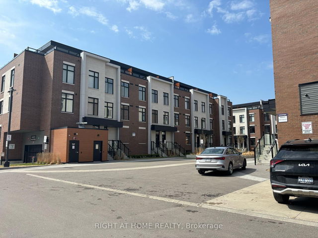 U228 - 9570 ISLINGTON Avenue