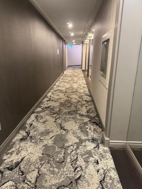 Room1