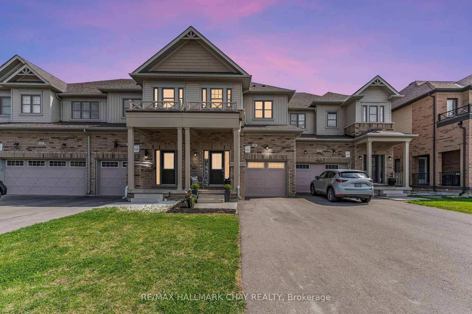 Townhouse for sale at 31 Arnold Crescent, New Tecumseth, Rural New Tecumseth, L9R 0T6 - MLS: N12134188