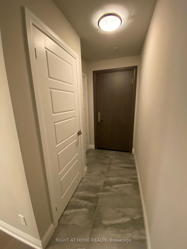 608 - 25 WATER WALK Drive