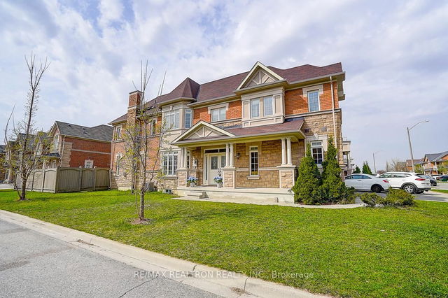 61 Warbler Avenue