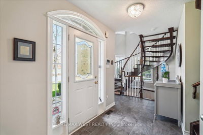 50 Fairgate Cres, Whitchurch-Stouffville - Stouffville image-0-1