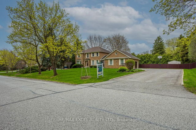 8 Boyd Court
