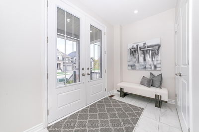 53 Bowline Vista, East Gwillimbury - Holland Landing image-0-2