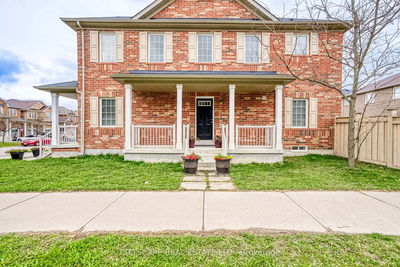 2 Horn St, Whitchurch-Stouffville - Stouffville image-0-4