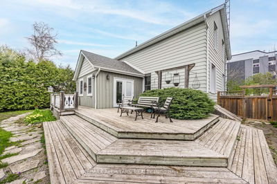 8 Albert St, Whitchurch-Stouffville - Stouffville image-0-4