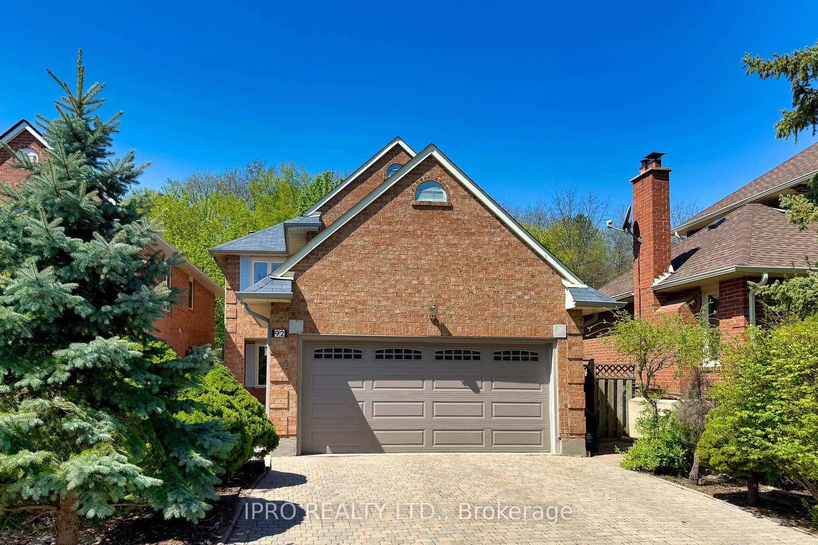 Detached House for sale at 92 Rosebury Lane, Vaughan, West Woodbridge, L4L 3Z8 - MLS: N12135273