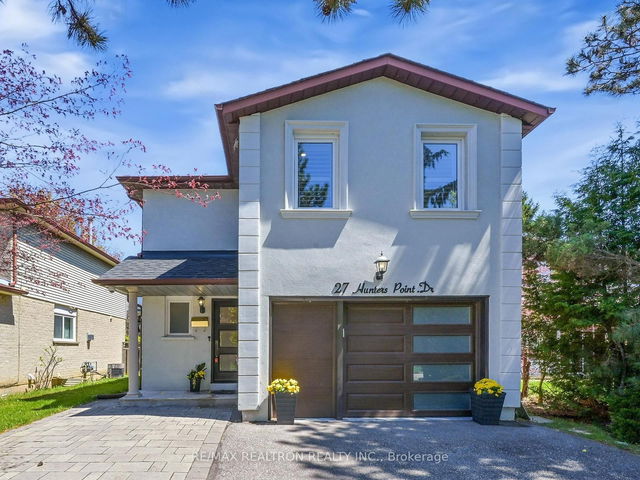 27 Hunter's Point Drive