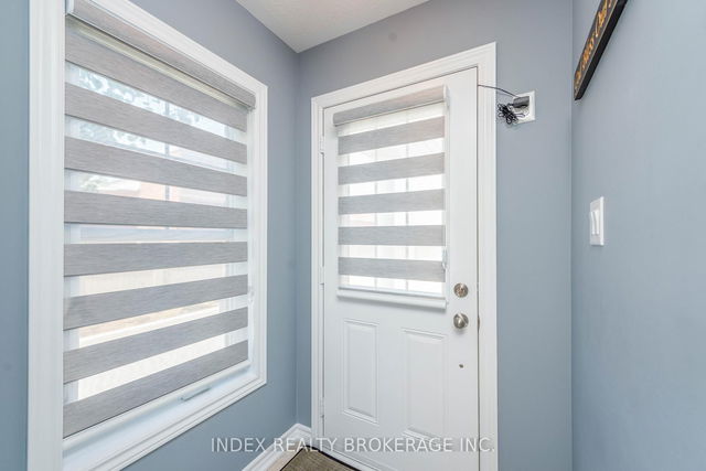 26 - 10 Porter Avenue