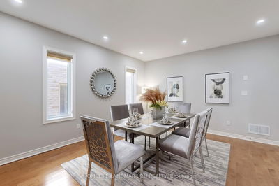 1218 Stuffles Cres, Newmarket - Stonehaven-Wyndham image-0-4