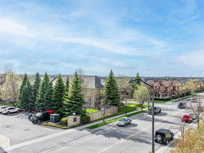 Unit 314 — 111 Civic Square Gate, Aurora - Bayview Wellington image-0-3