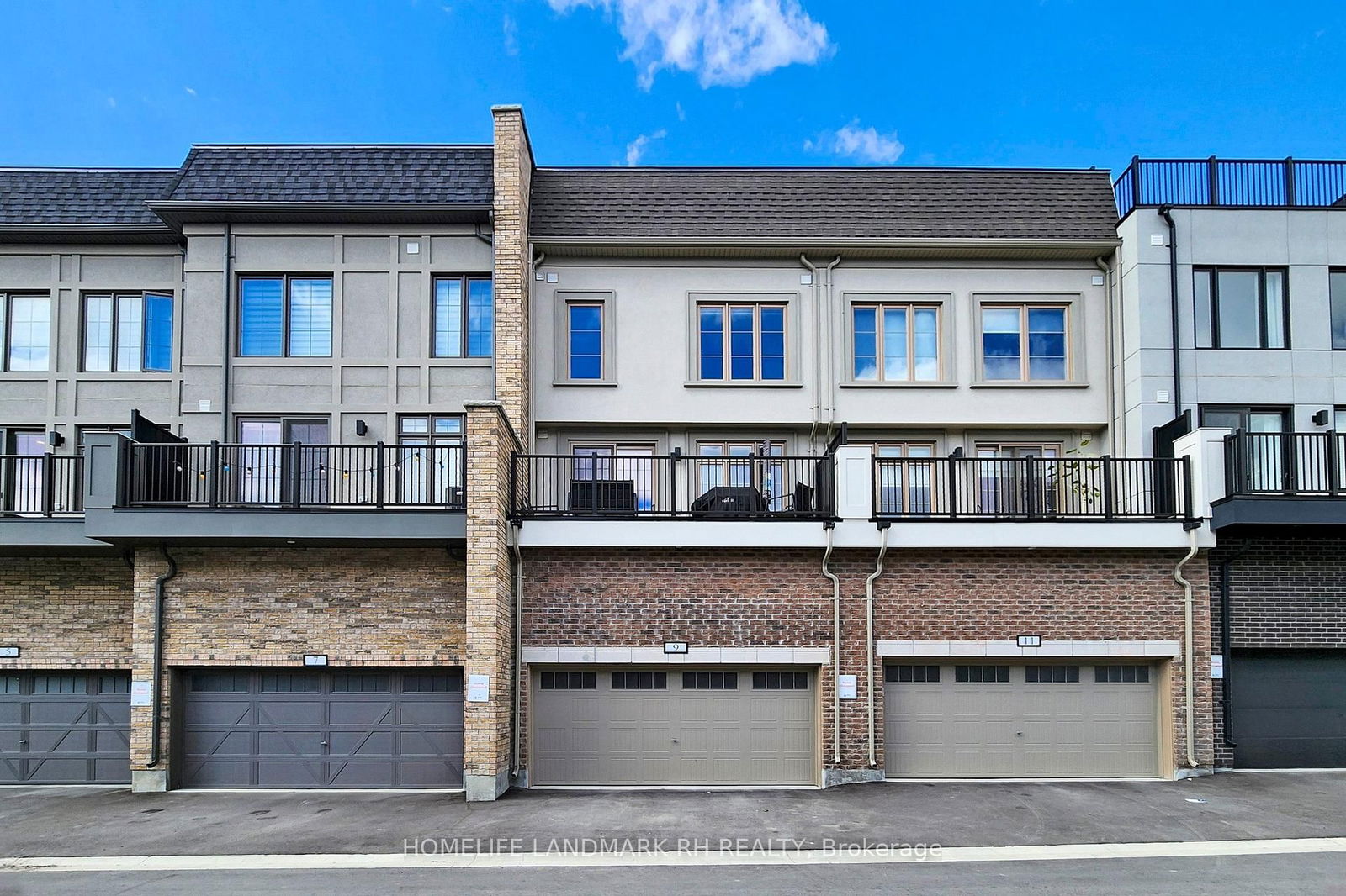 Townhouse for sale at 9 Guardhouse Crescent, Markham, Angus Glen, L6C 3J7 - MLS: N12136056