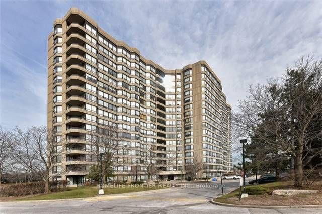1514 - 7440 Bathurst Street