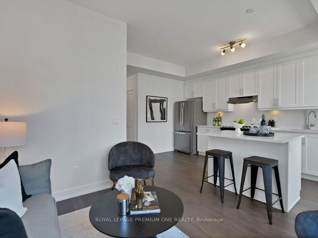 225 - 9570 Islington Avenue
