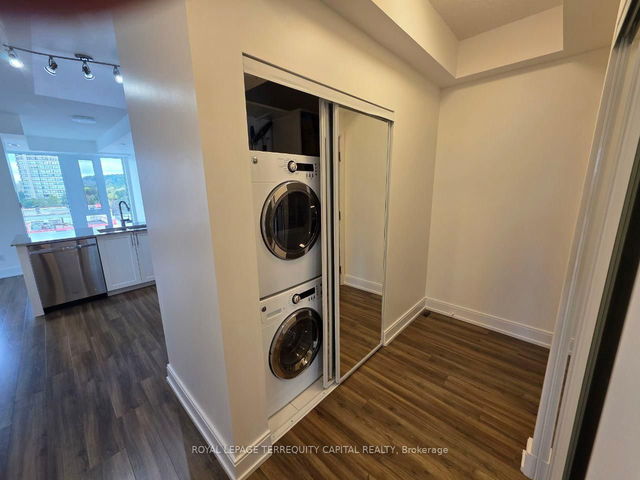 611A - 9608 Yonge Street