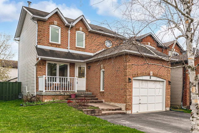 8 Corrie Crescent