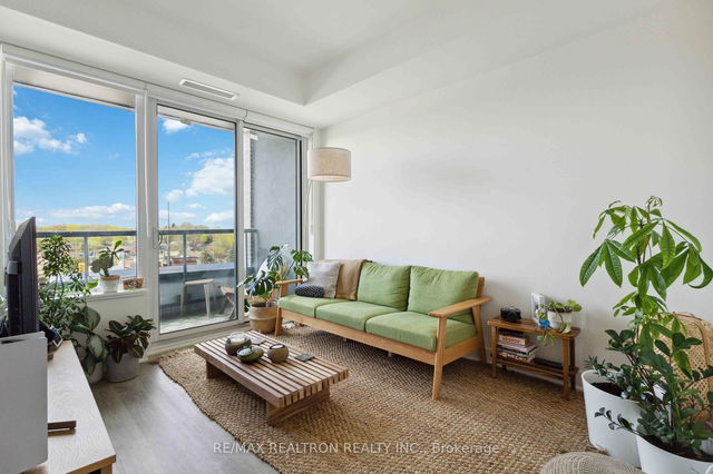 315 - 185 Deerfield Road