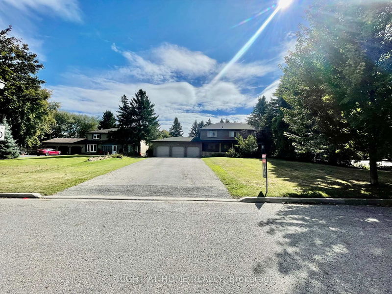 42 William St, East Gwillimbury - Sharon image-0-0