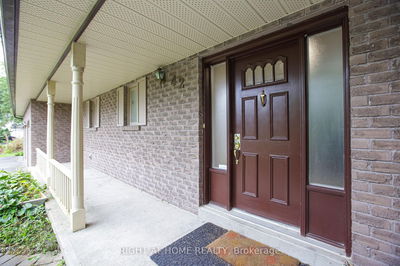 42 William St, East Gwillimbury - Sharon image-0-2