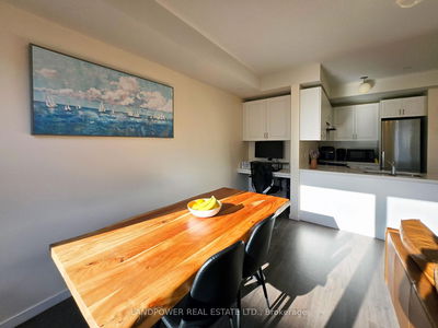 Unit 92 — 500 Alex Gardner Circ, Aurora - Aurora Heights image-0-4