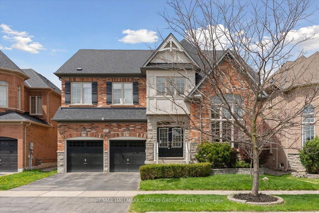37 Maplebank Crescent