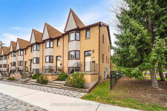 219 Woodbridge Avenue