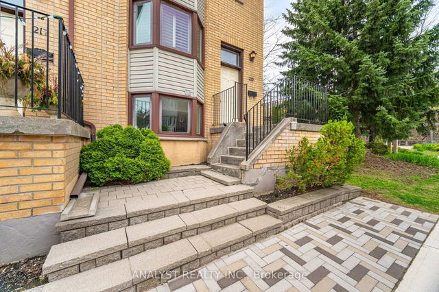 219 Woodbridge Avenue