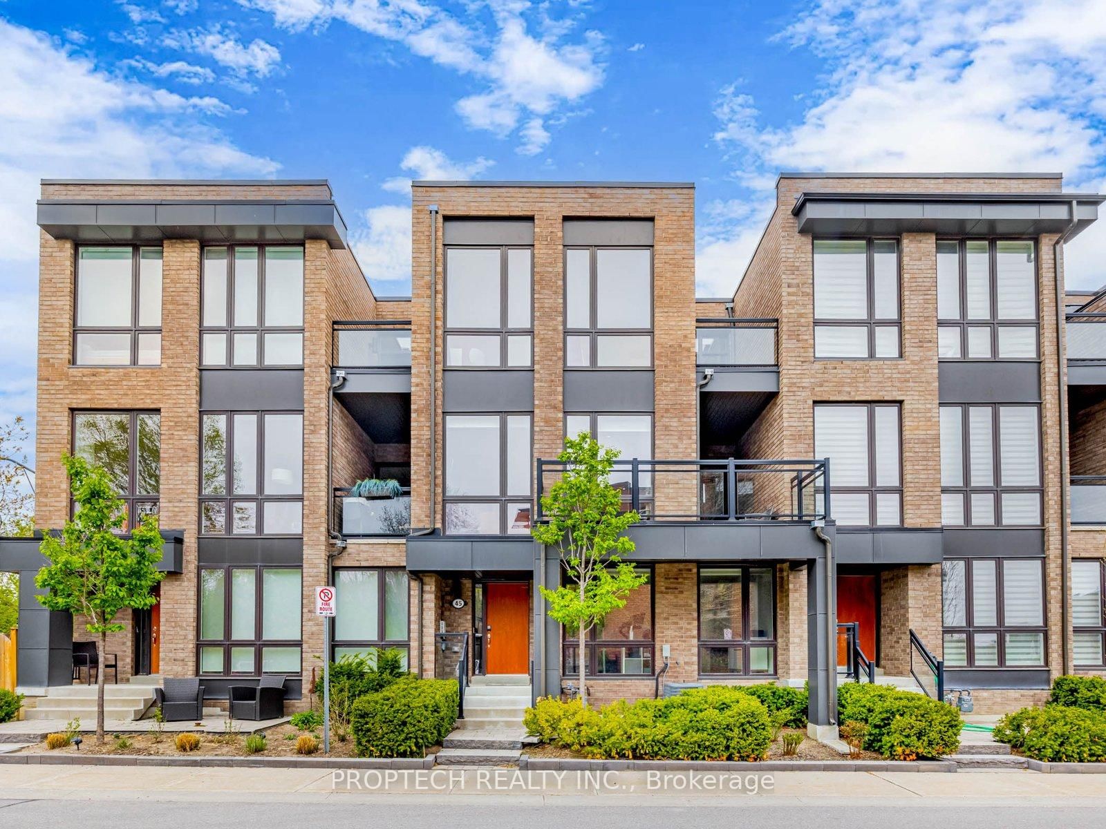 45 Thorncrest Drive, Vaughan | For Sale @ $1,328,000