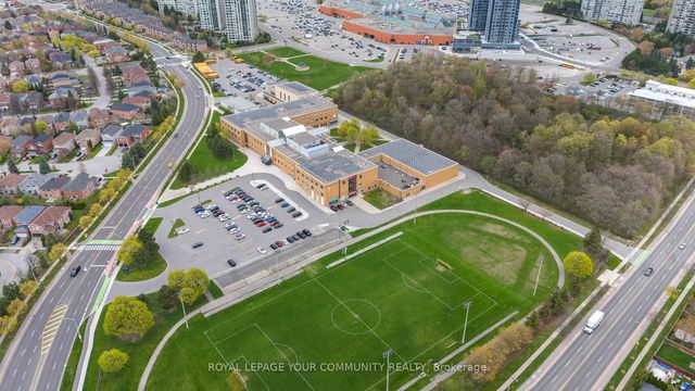 3205A - 30 Upper Mall Way