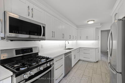 492 Britannia Ave, Bradford West Gwillimbury - Bradford image-0-4