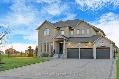 40 Stonesthrow Cres, Uxbridge - Uxbridge