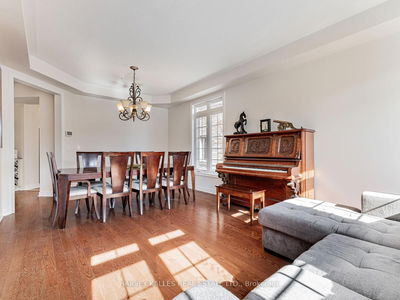 41 William Bowes Blvd, Vaughan - Patterson image-0-3