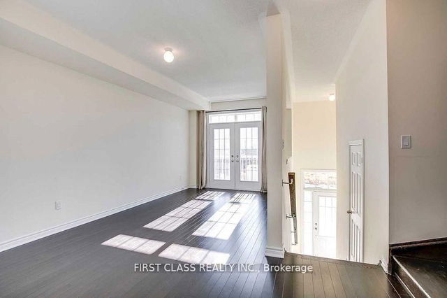 126 FAROOQ Boulevard