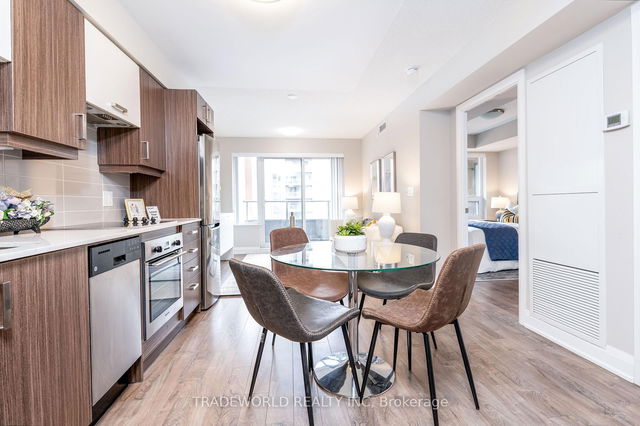631 - 18 Uptown Drive