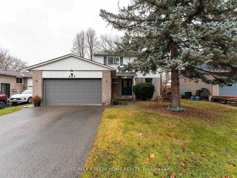 401 Borden Ave, Newmarket - Central Newmarket image-0-0