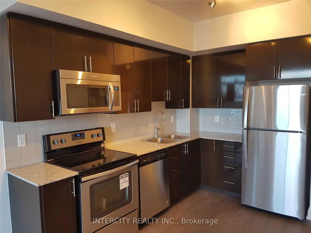 2011 - 7890 Bathurst Street