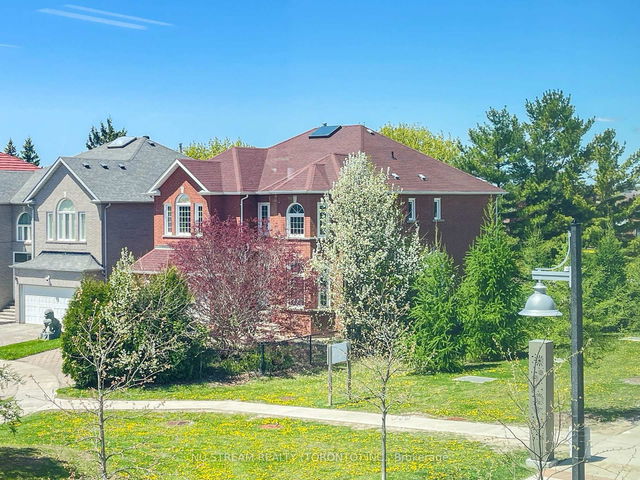 28 Sheila Crescent