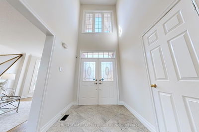 28 Sheila Cres, Richmond Hill - Doncrest image-0-3