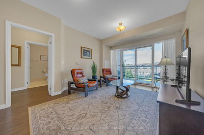 Unit 301 — 400 William Graham Dr, Aurora - Rural Aurora image-0-4
