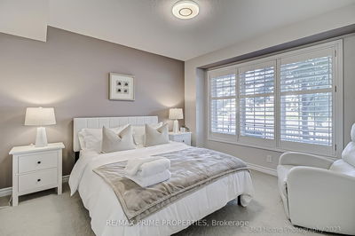 4765 Highway 7, Vaughan - East Woodbridge image-0-4