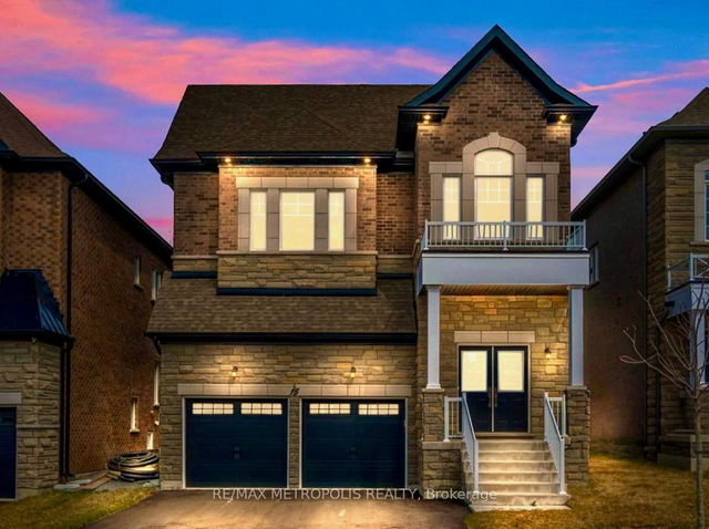 15 Seguin Street