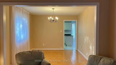 70 Zucchet Crt, Vaughan - East Woodbridge image-0-4