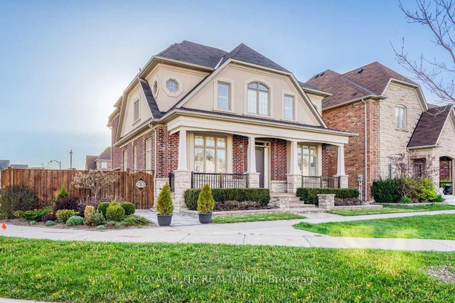 16 Berkshire Crescent